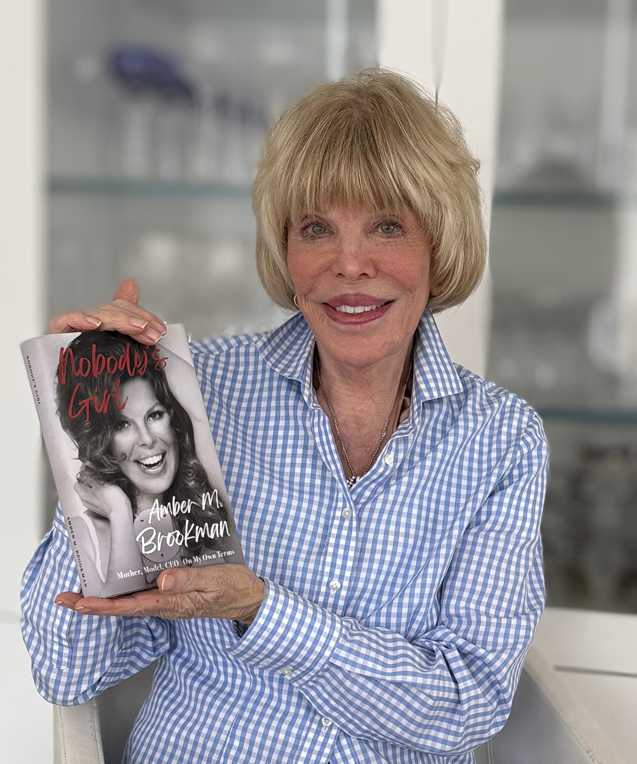 Amber Brookman encanta leitores e vira best-seller nos EUA