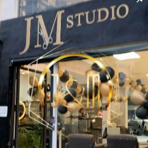 JM Studio: Referência em Beleza, Atendimento Humanizado e Excelência